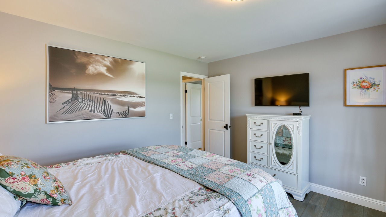Photo of Bedroom in Orange