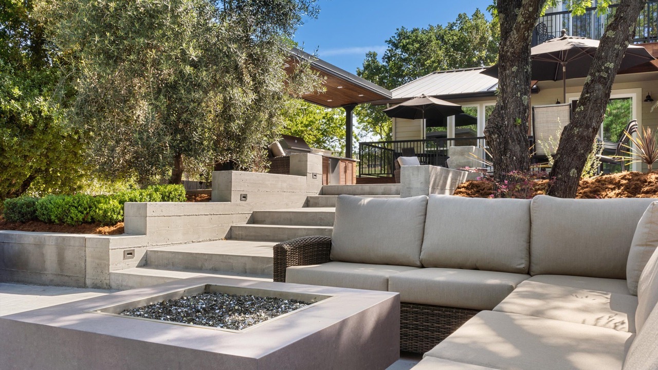 Photo of Patio Balcony in Healdsburg