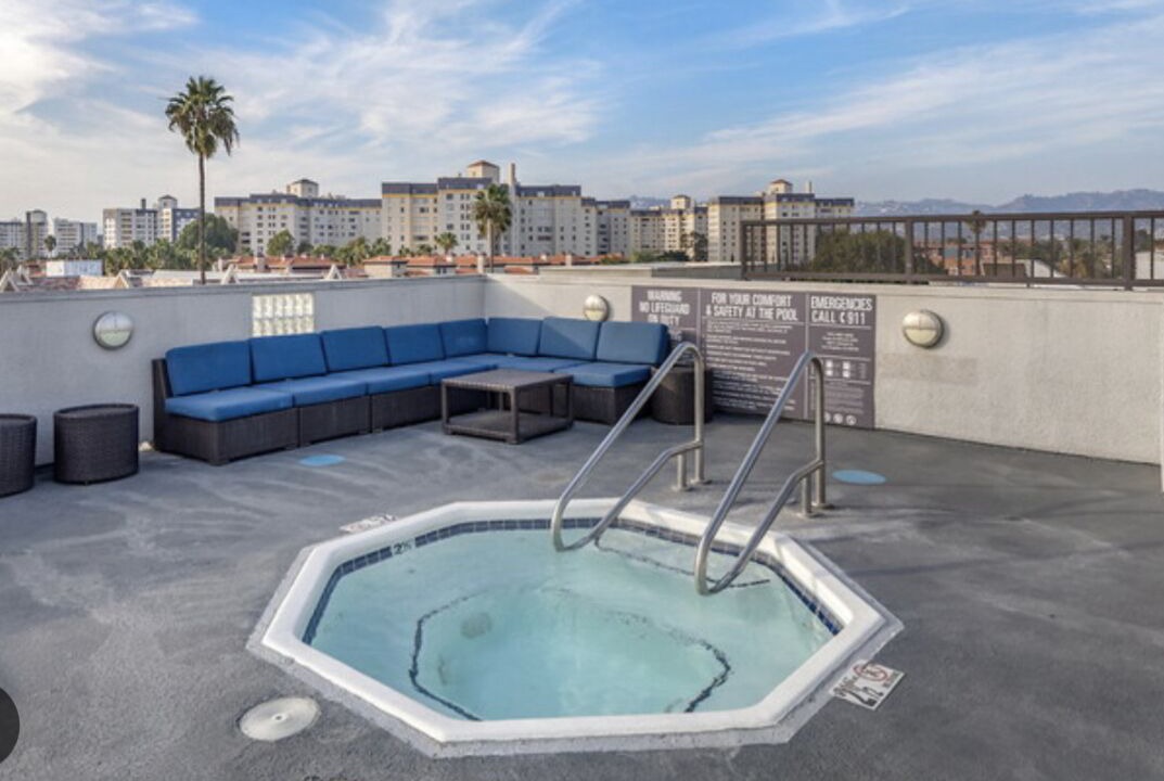 Photo of Outdoor in La Brea