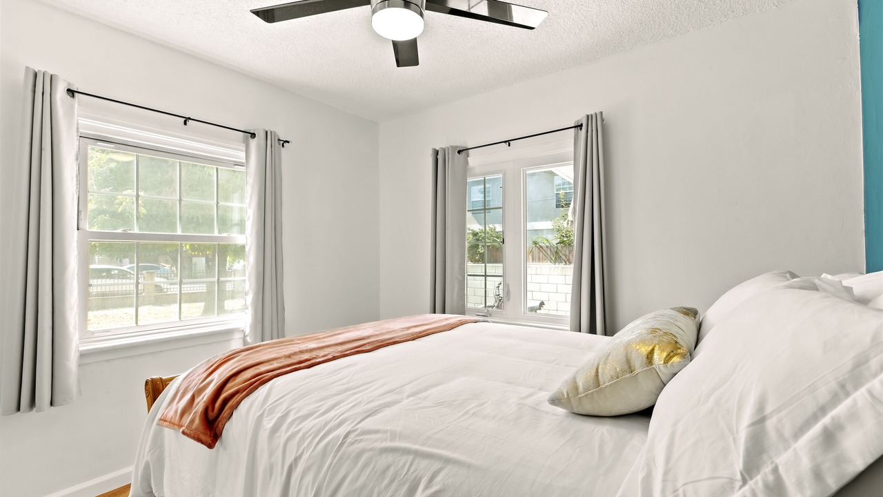 Photo of Bedroom in El Monte
