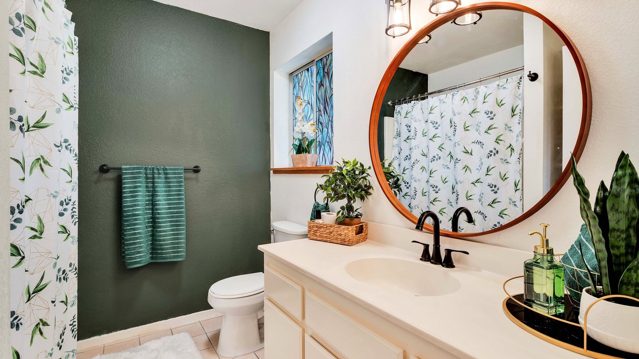 Photo of Bathroom in Indian Cove