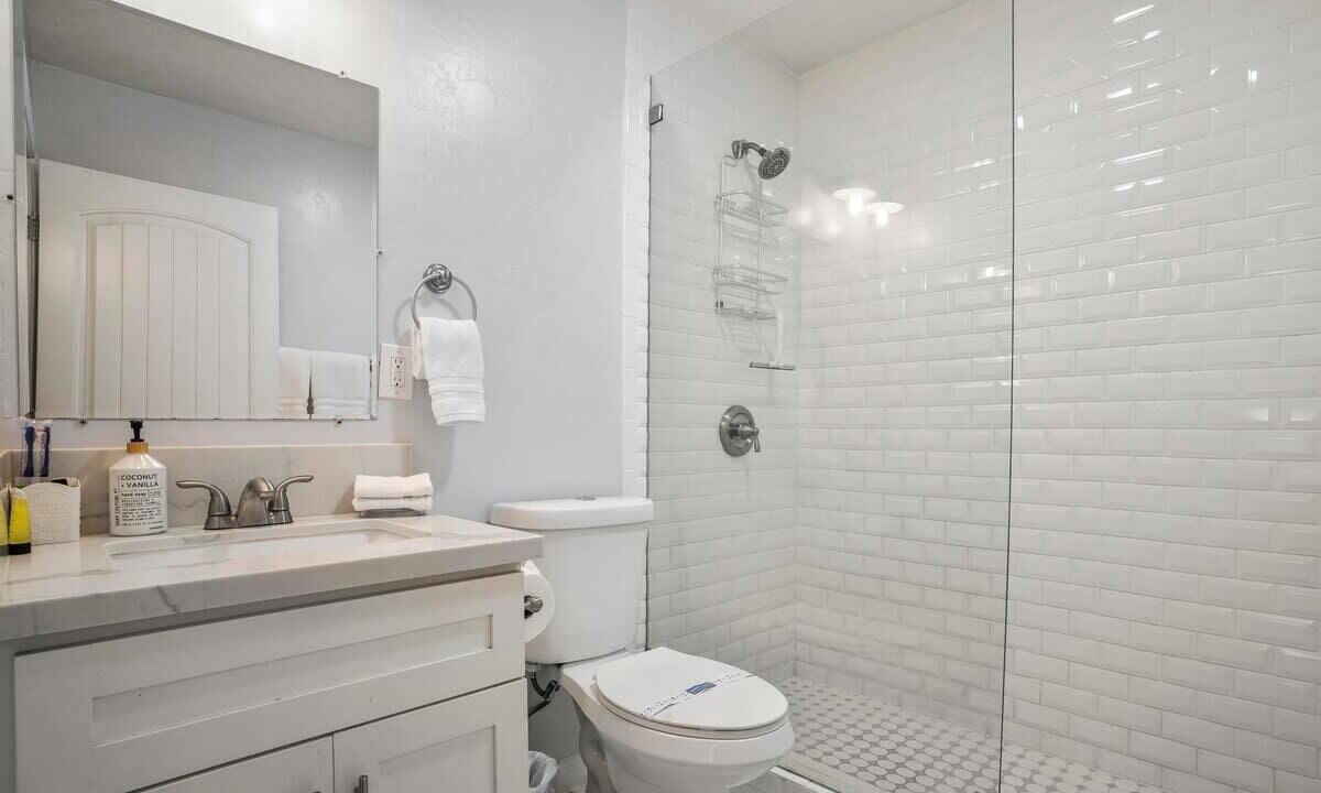 Photo of Bathroom in Mission Hills