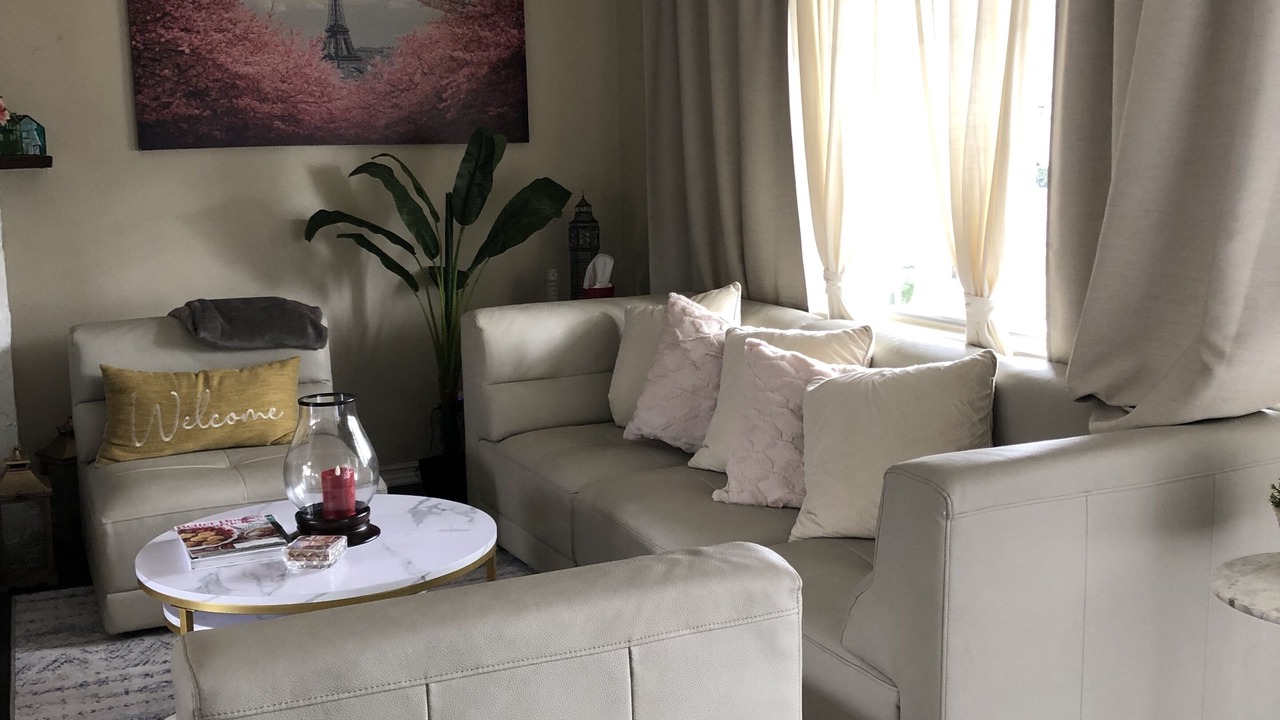 Photo of Livingroom in Upland