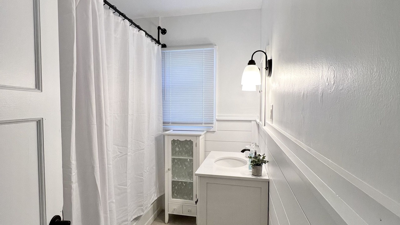 Photo of Bathroom in Porterville