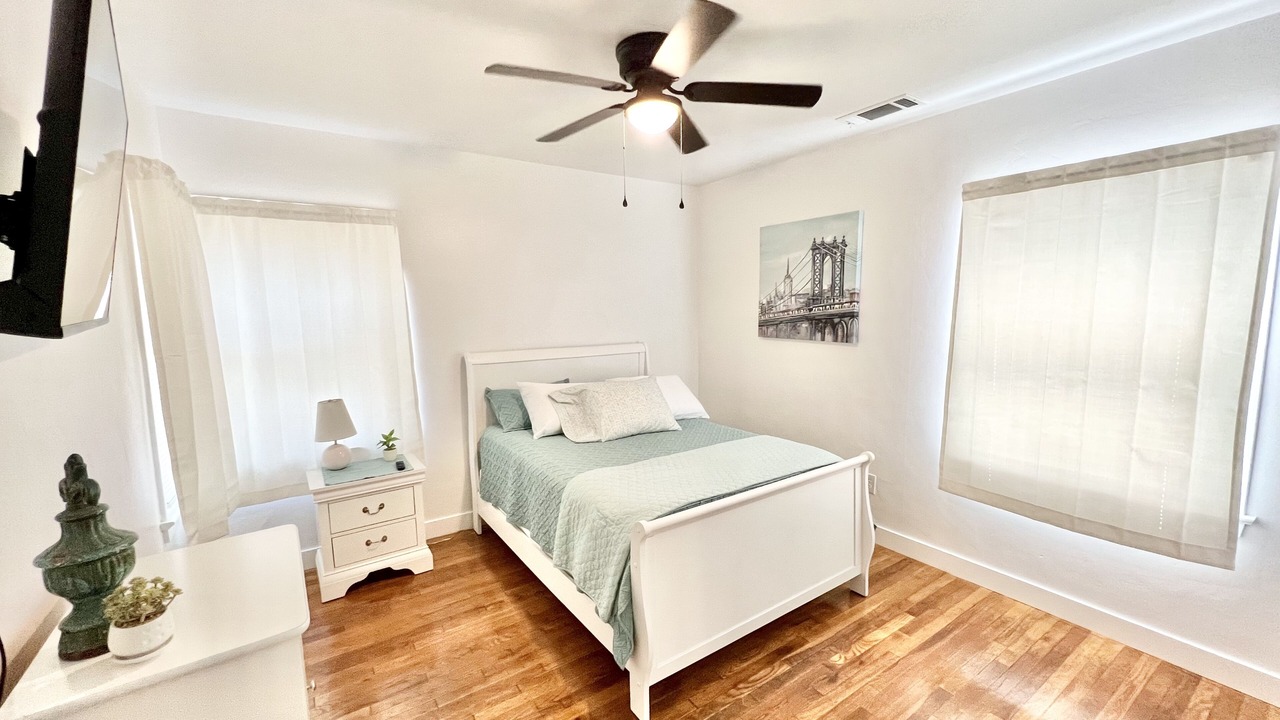 Photo of Bedroom in Porterville