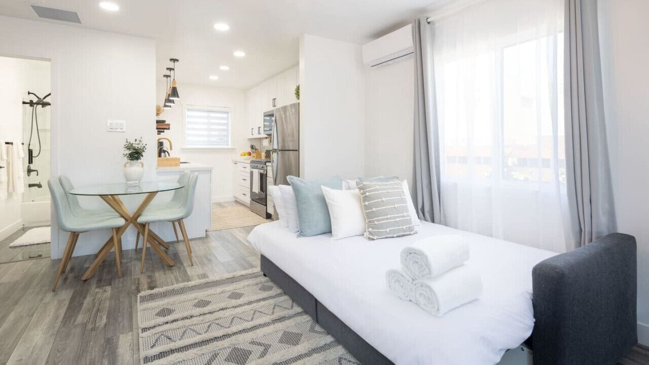 Photo of Bedroom in Grant Hill
