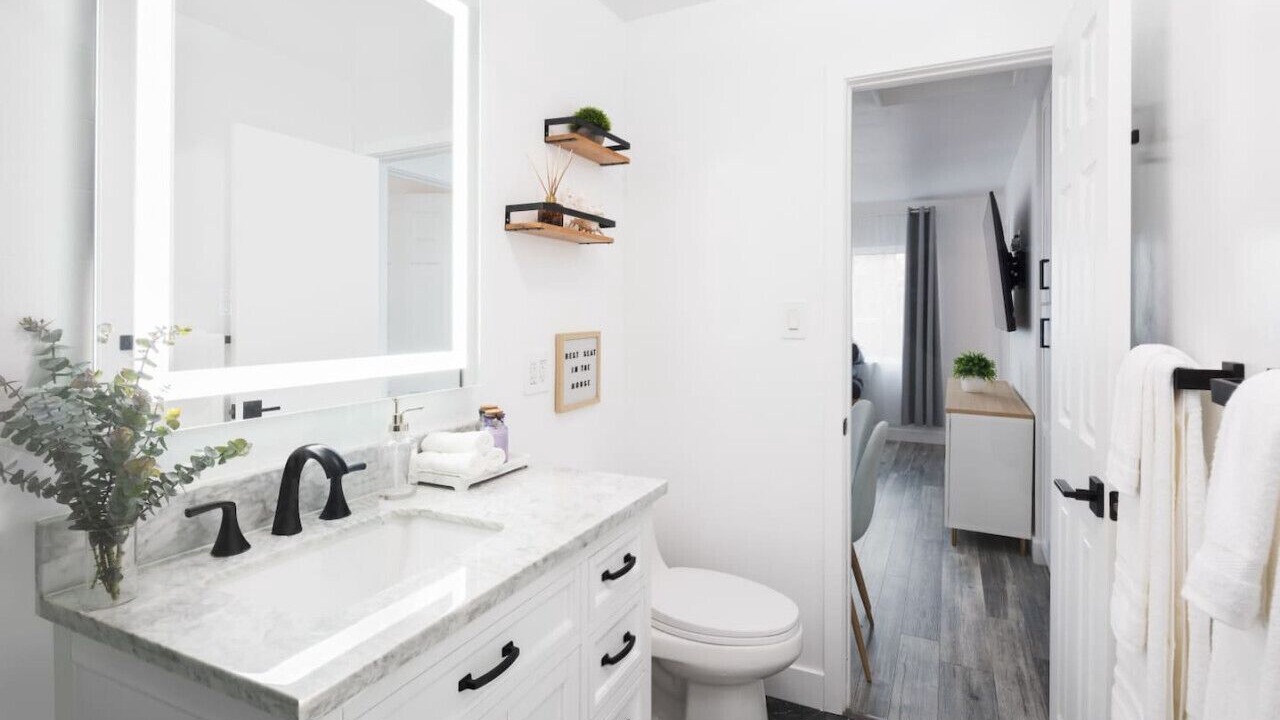 Photo of Bathroom in Grant Hill