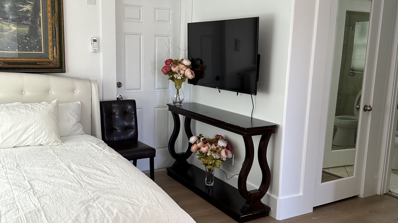 Photo of Bedroom in Fullerton