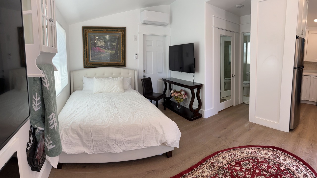 Photo of Bedroom in Fullerton
