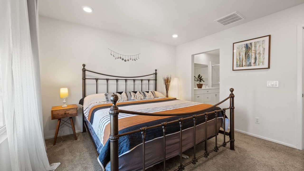 Photo of Bedroom in Bellflower