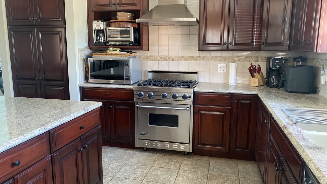 Photo of Kitchen in The Plaza