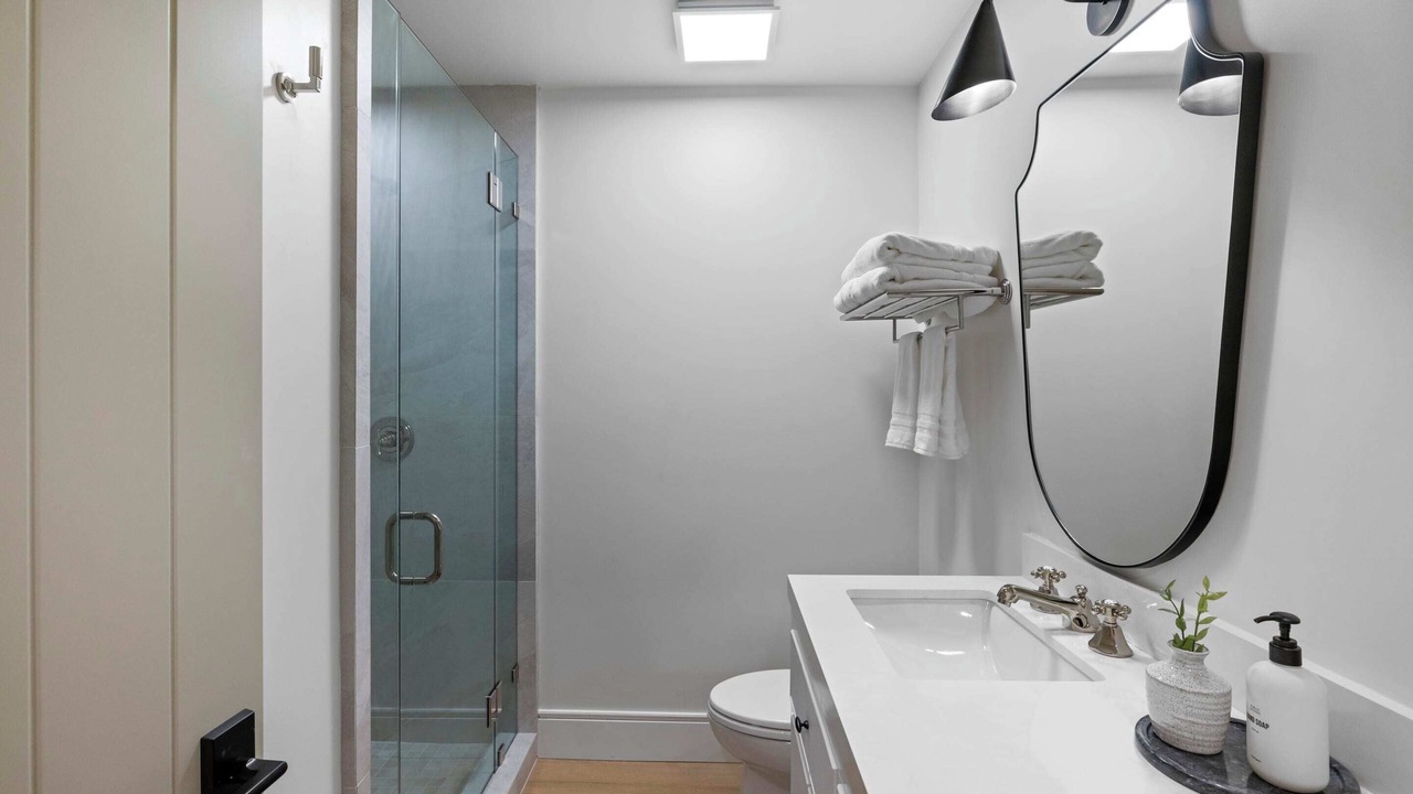 Photo of Bathroom in Laguna