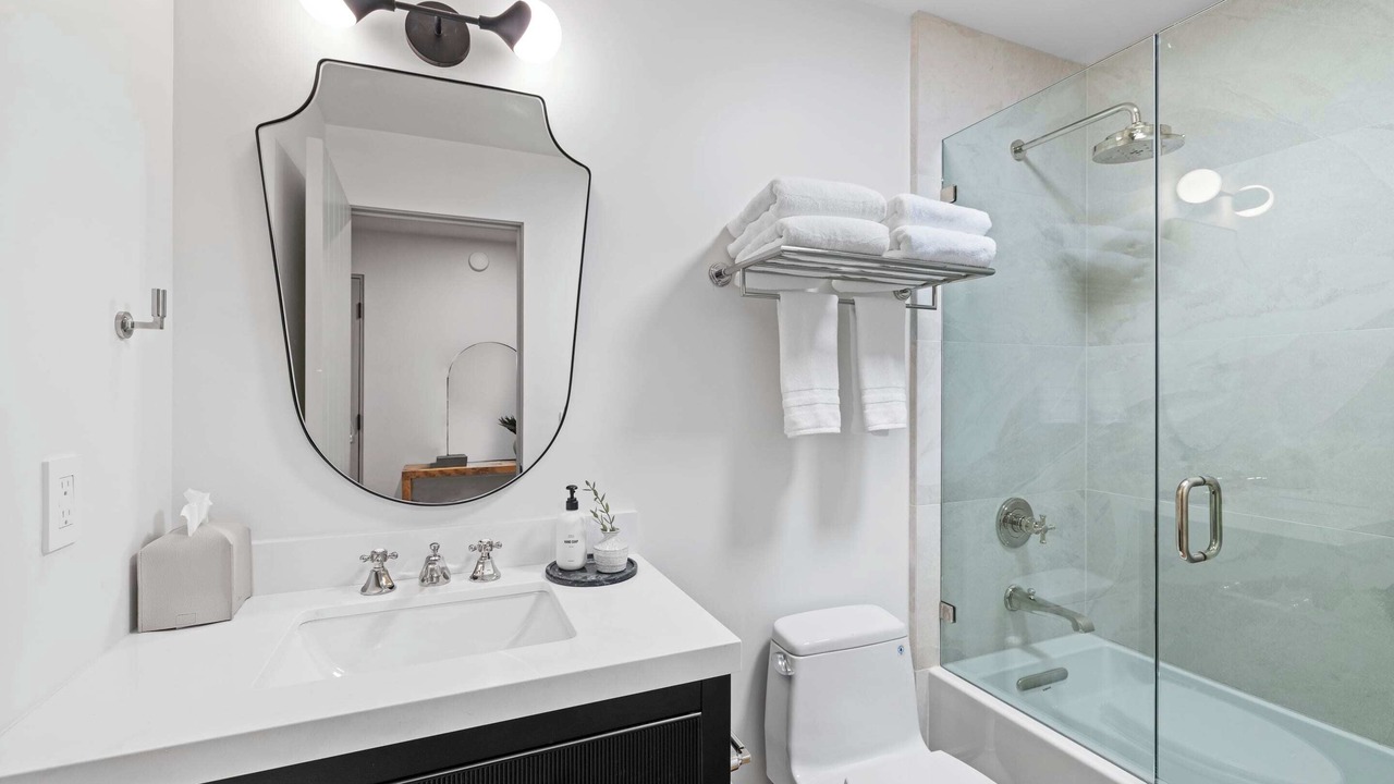 Photo of Bathroom in Laguna