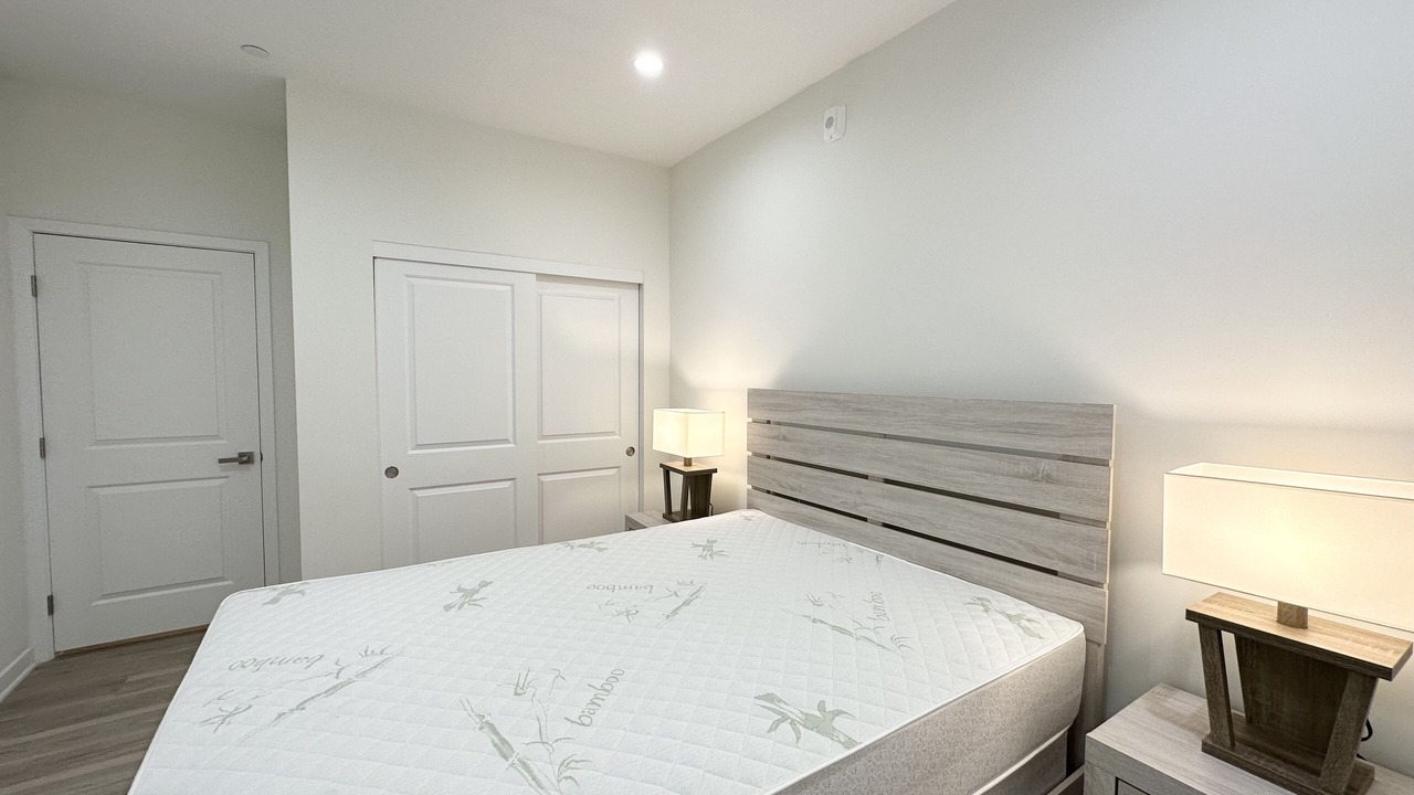Photo of Bedroom in Lamanda Park