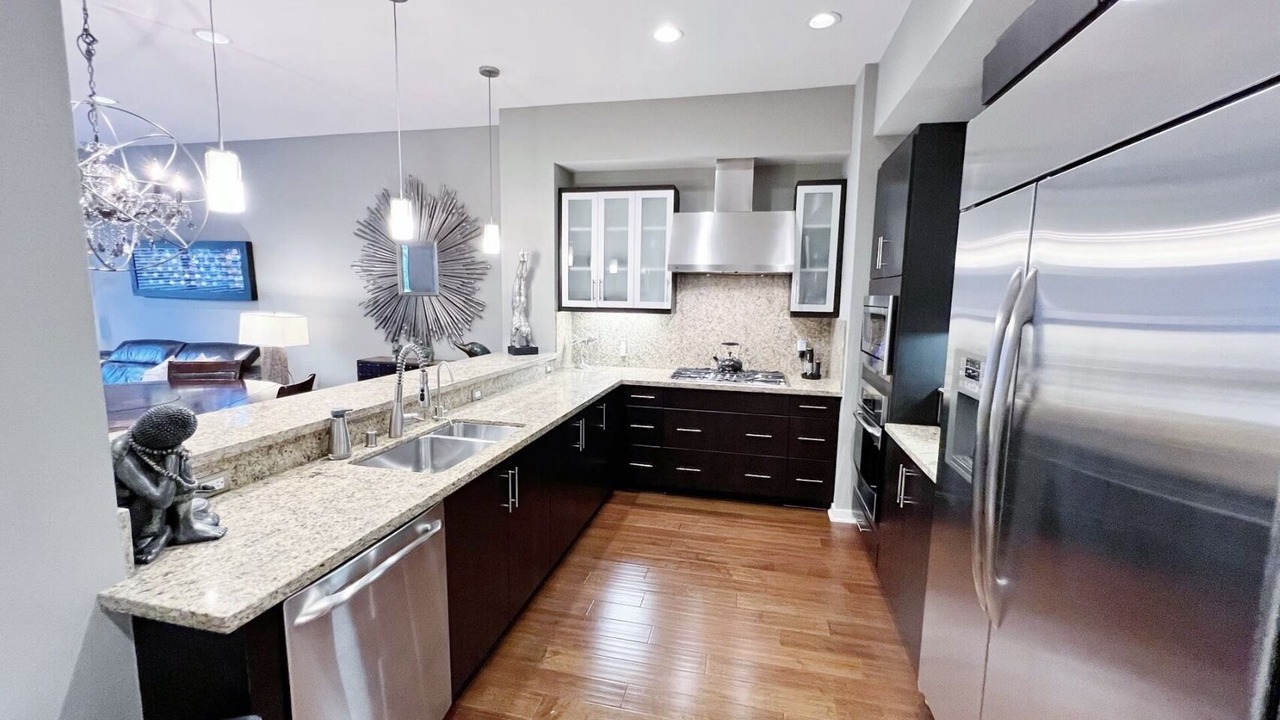Photo of Kitchen in Airport Area
