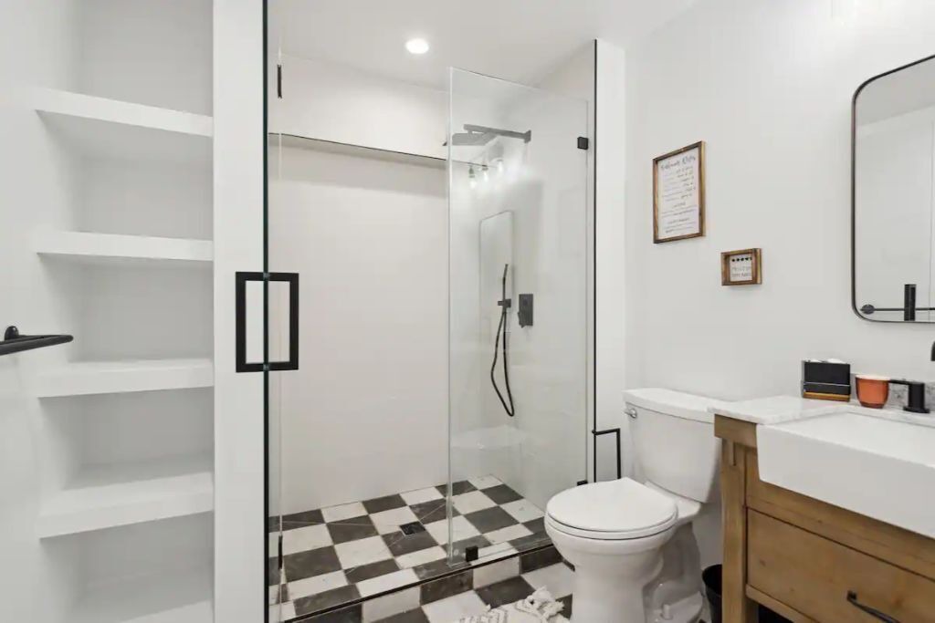 Photo of Bathroom in Reseda