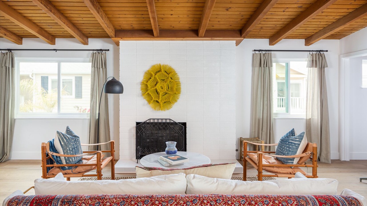 Photo of Livingroom in Santa Ana Heights