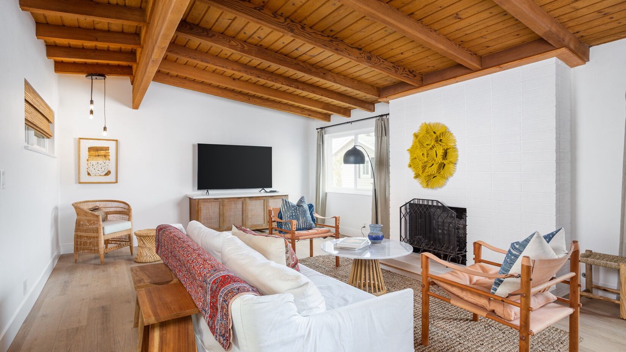 Photo of Livingroom in Santa Ana Heights