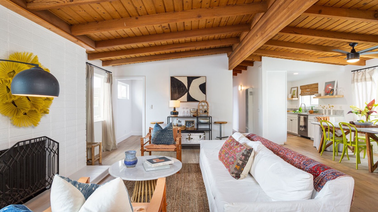 Photo of Livingroom in Santa Ana Heights
