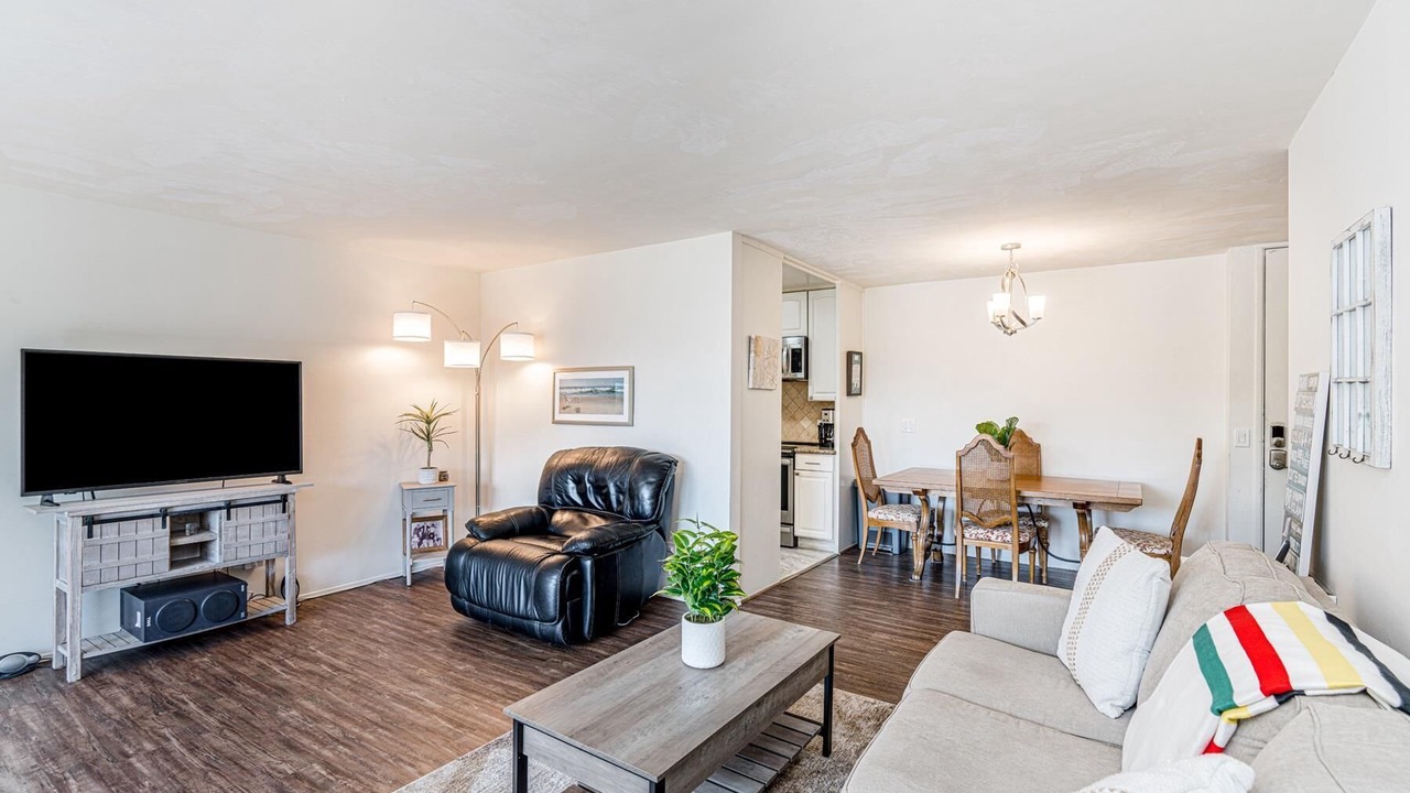Photo of Livingroom in Beach Barber Tract