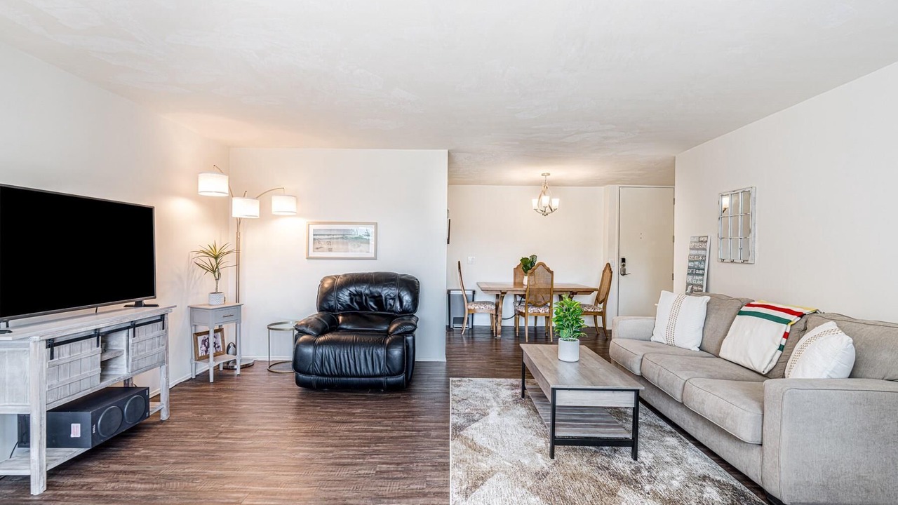 Photo of Livingroom in Beach Barber Tract