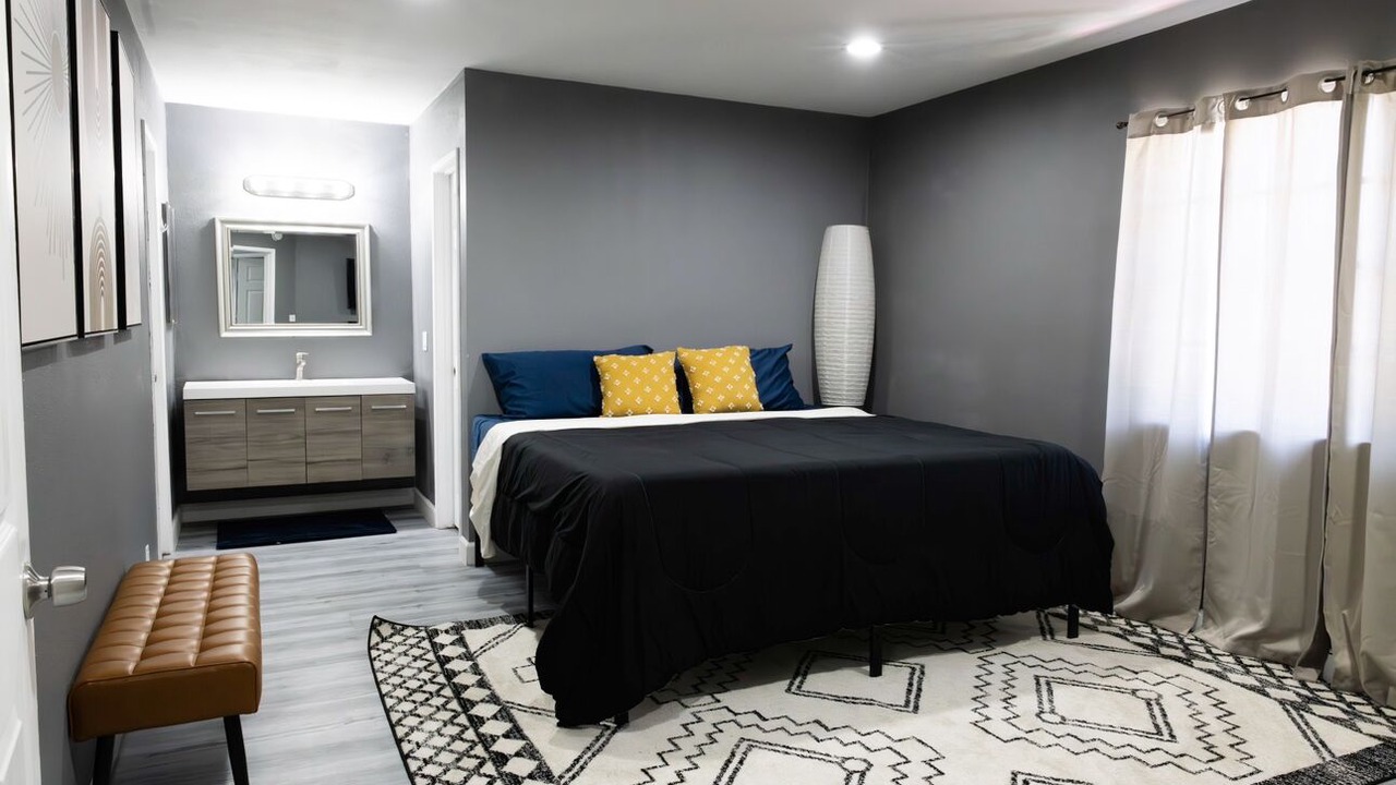 Photo of Bedroom in Circle Area