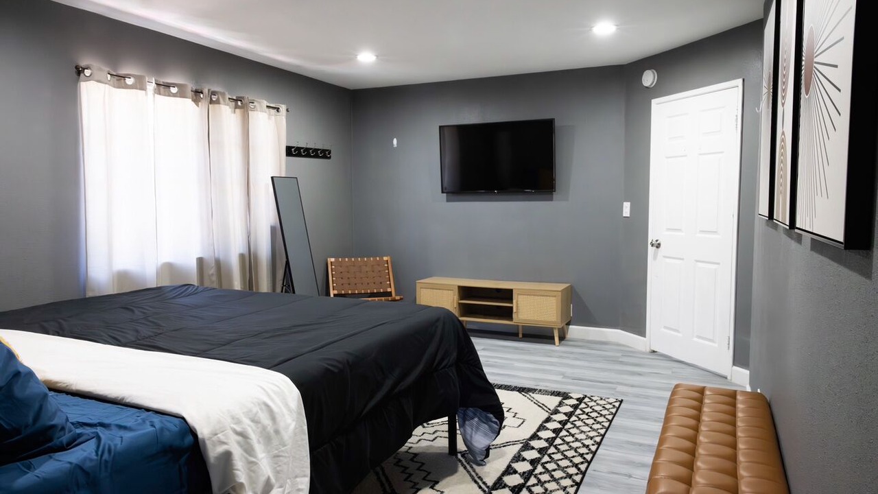 Photo of Bedroom in Circle Area