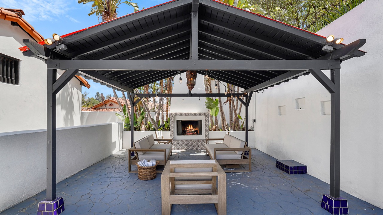 Photo of Patio Balcony in Los Feliz