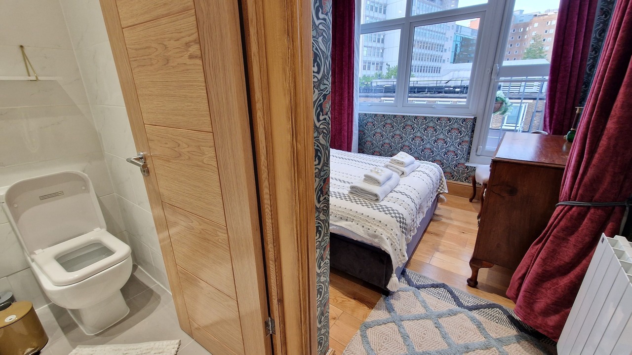 Photo of Bedroom in Fitzrovia