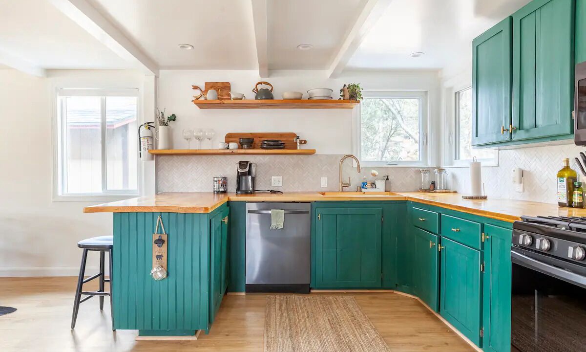 Photo of Kitchen in Arrowbear Lake