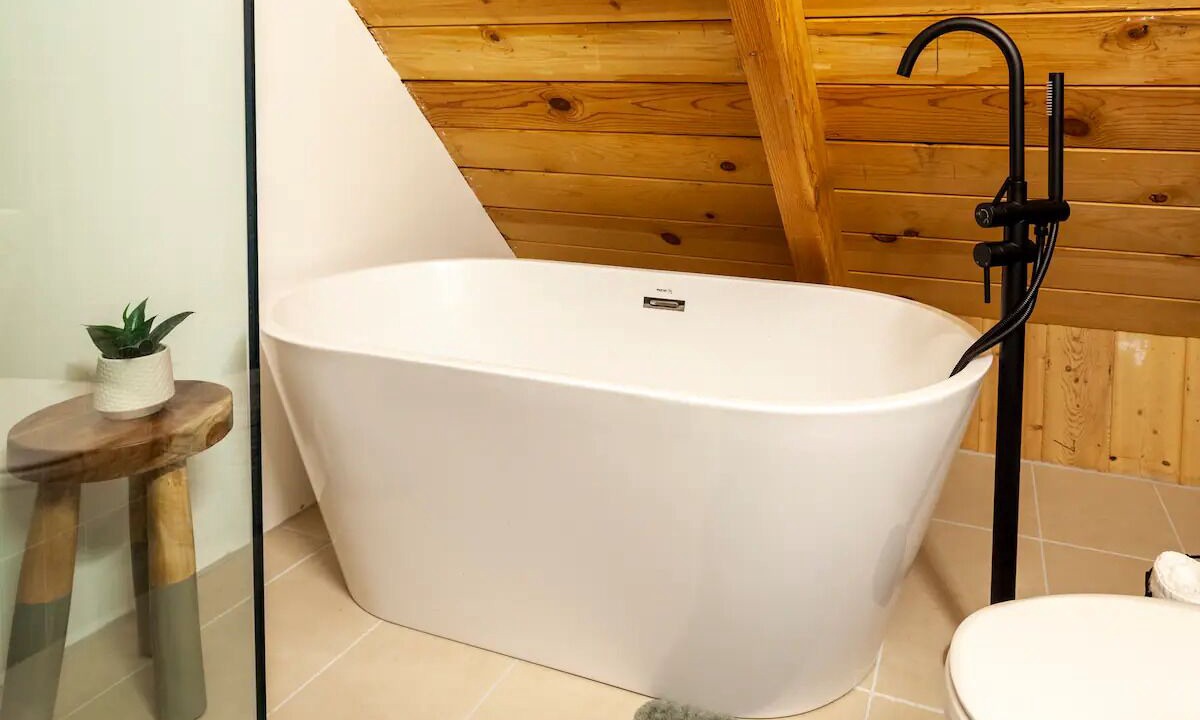 Photo of Bathroom in Arrowbear Lake
