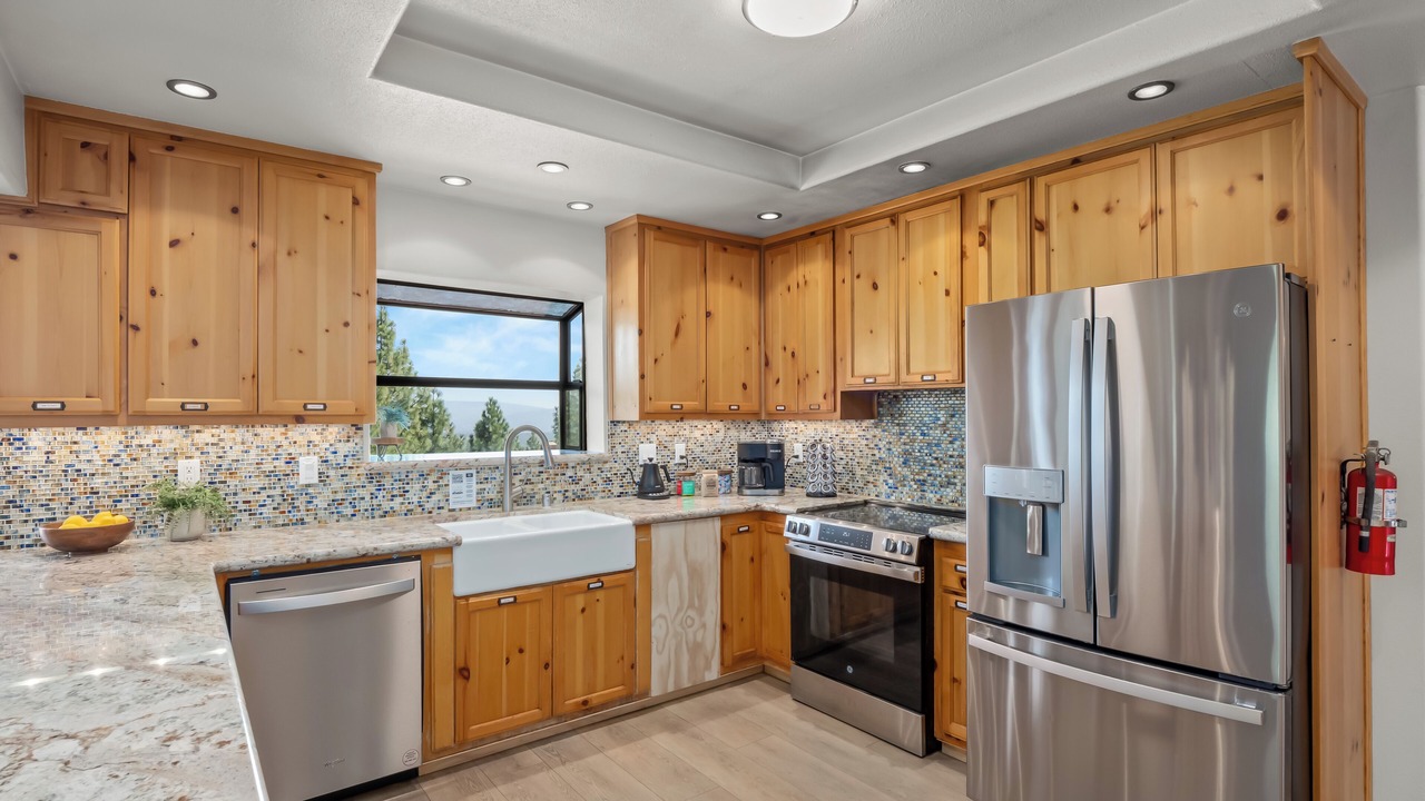 Photo of Kitchen in Madera County