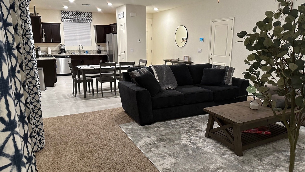 Photo of Livingroom in Merced