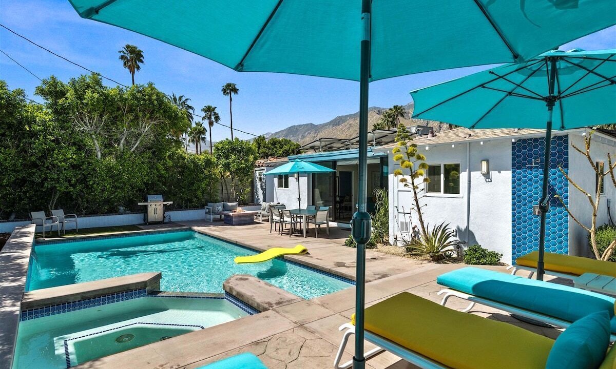Photo of Outdoor in Warm Sands