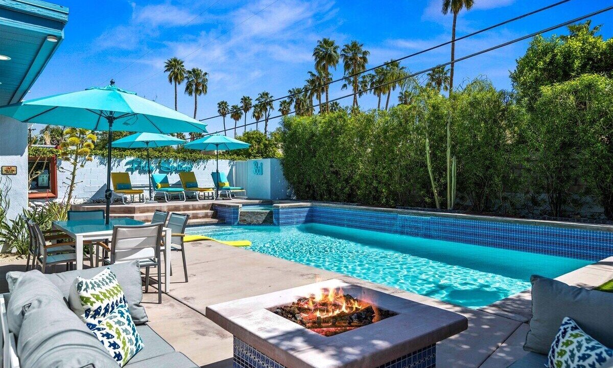 Photo of Outdoor in Warm Sands