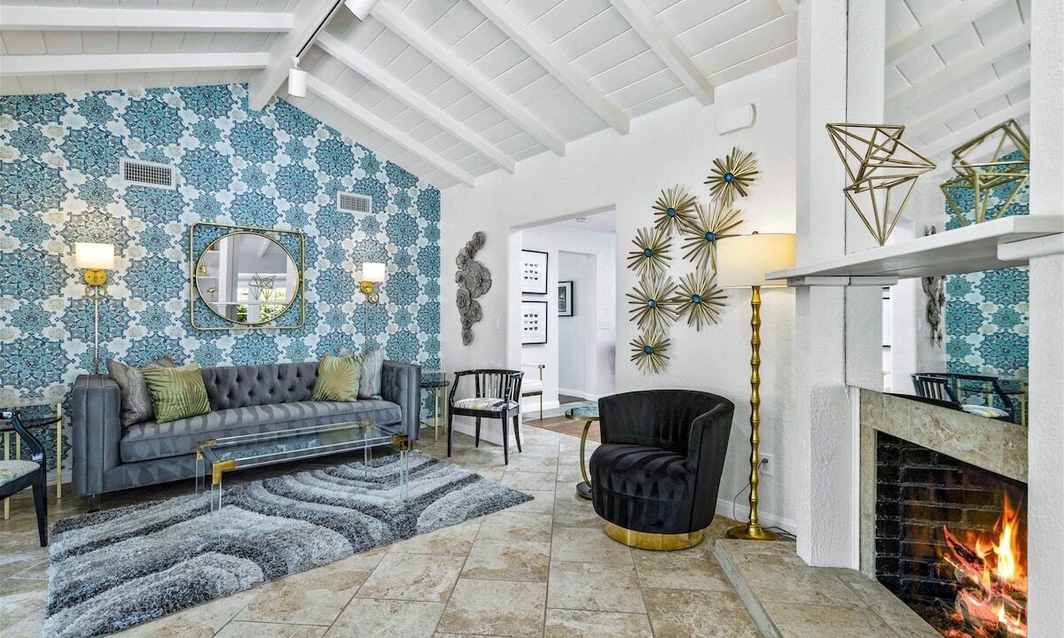 Photo of Livingroom in Warm Sands