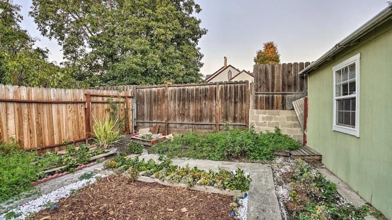 Photo of Outdoor in Dimond