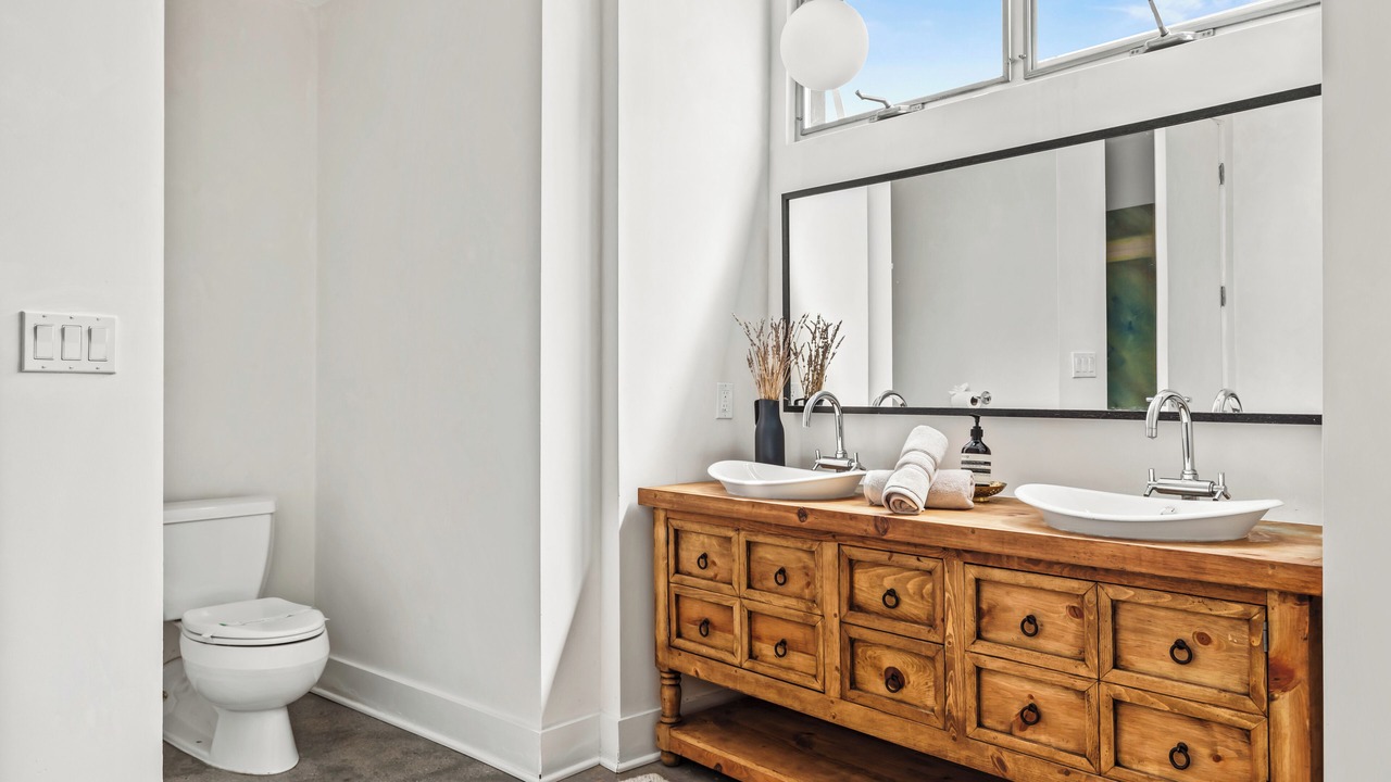Photo of Bathroom in Ocean Park