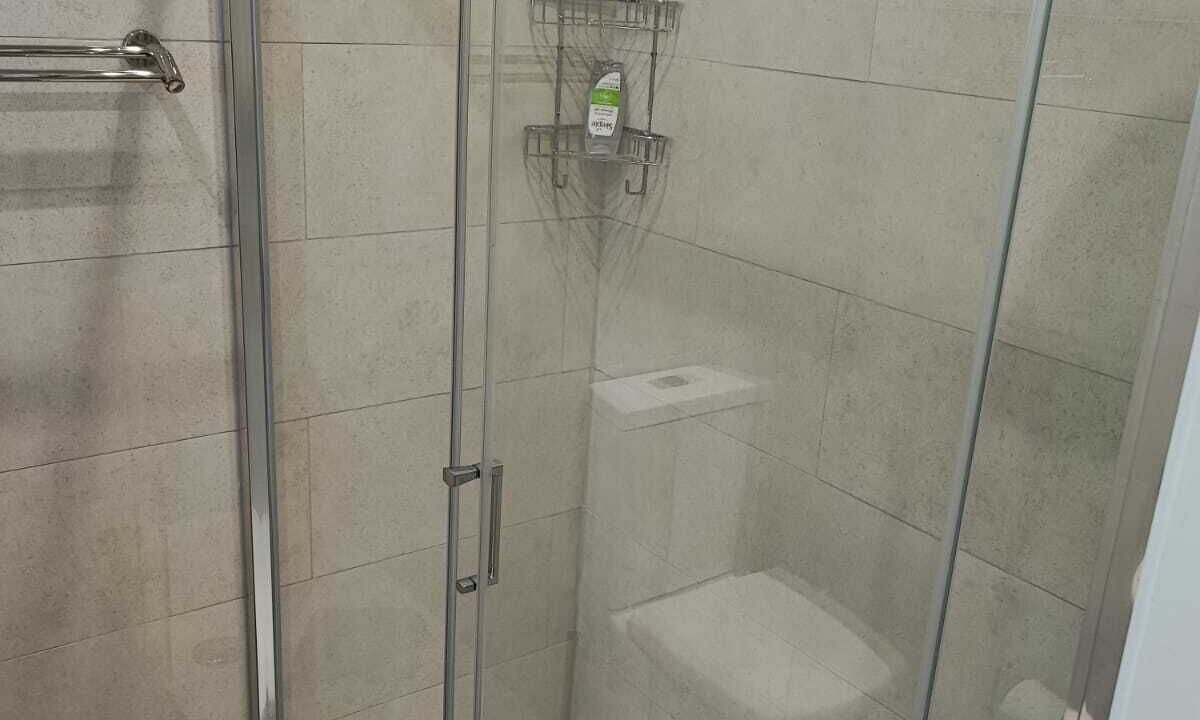 Photo of Bathroom in Brondesbury Park