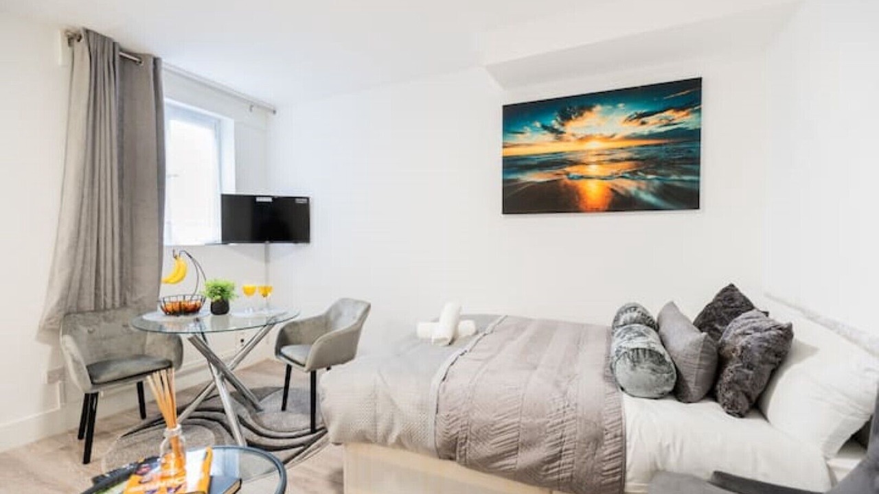 Photo of Bedroom in Kensal Green