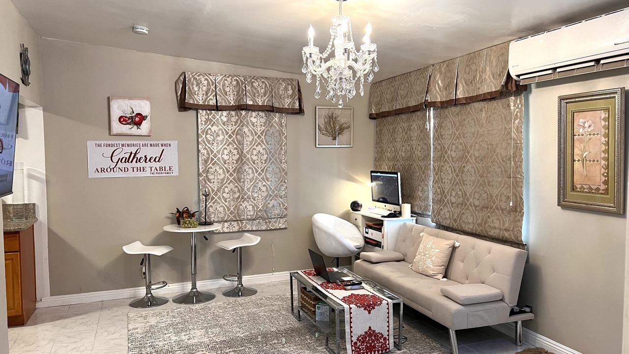 Photo of Livingroom in El Monte