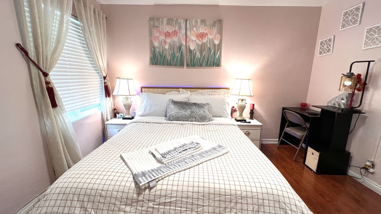 Photo of Bedroom in El Monte