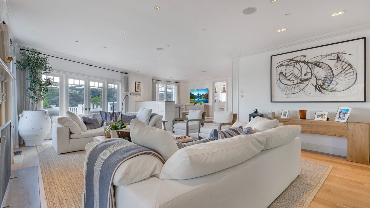 Photo of Livingroom in Bel Air