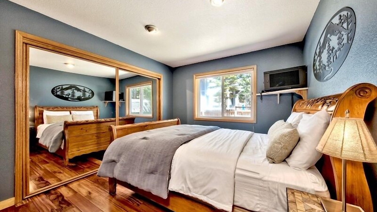 Photo of Bedroom in North Upper Truckee