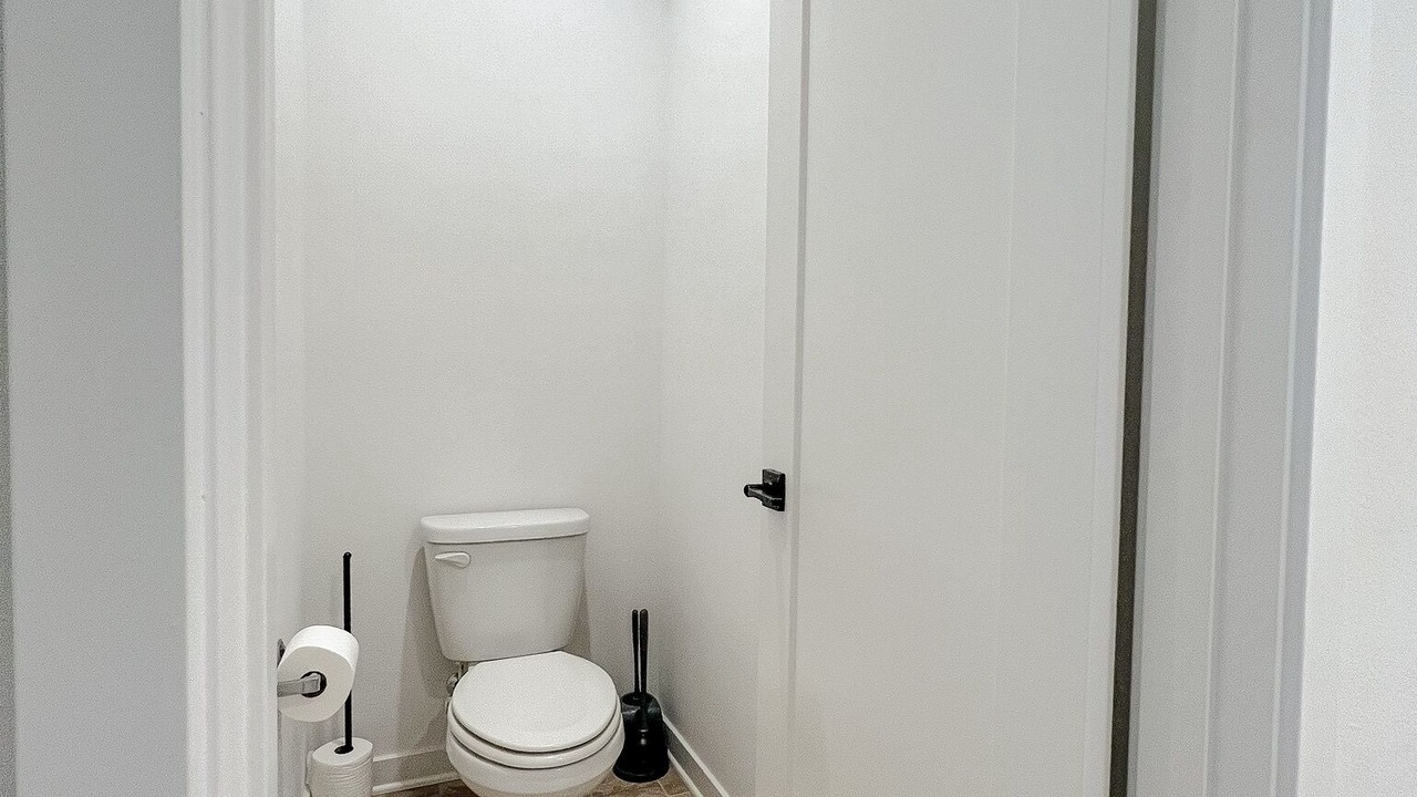 Photo of Bathroom in Anaheim Colony Historic District