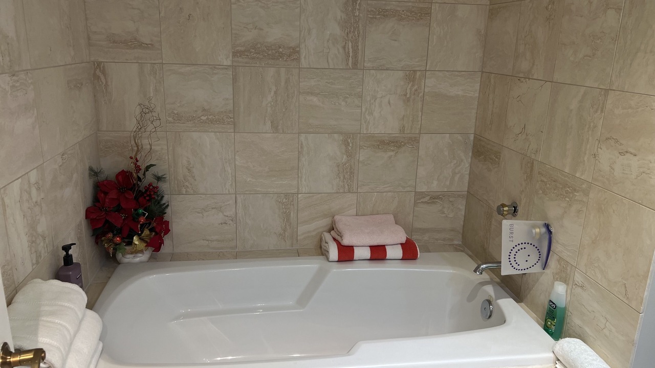 Photo of Bathroom in Alamitos Beach
