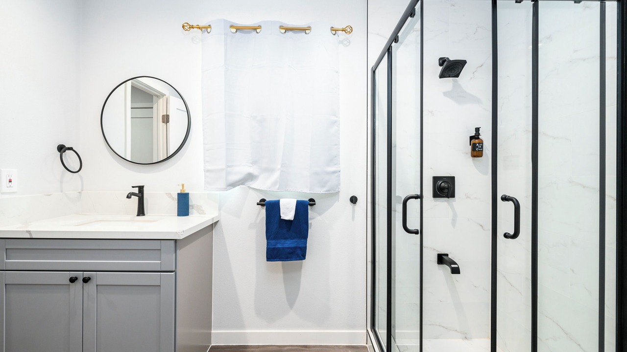 Photo of Bathroom in Riverview West