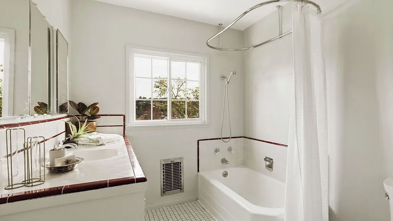 Photo of Bathroom in Eagle Rock
