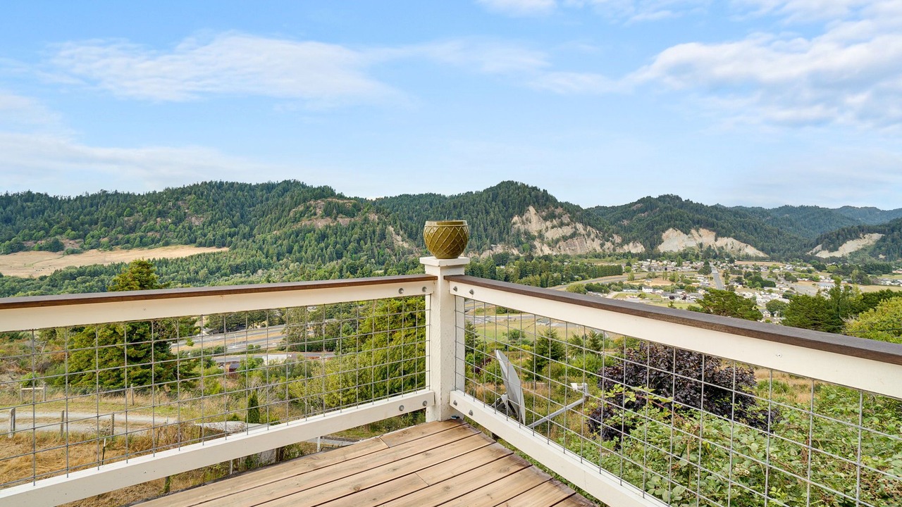 Photo of Patio Balcony in Rio Dell