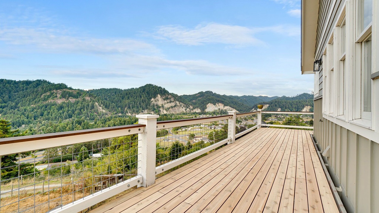 Photo of Patio Balcony in Rio Dell